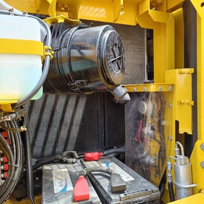 Ο εξορυκτής PC130 Komatsu με αρχική υδραυλική βαλβίδα και 90% κατάσταση στην Ιαπωνία