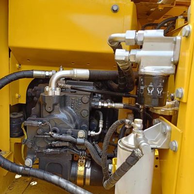 Ο εξορυκτής PC130 Komatsu με αρχική υδραυλική βαλβίδα και 90% κατάσταση στην Ιαπωνία