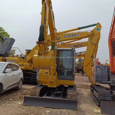 Χρησιμοποιούμενος εξορυκτής Komatsu PC56-7 με 0-2000 ώρες εργασίας και αρχική υδραυλική βαλβίδα