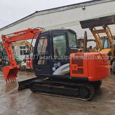 Χρησιμοποιούμενη εκσκαφέας Hitachi ZX60 με αρχική υδραυλική βαλβίδα και βάρος μηχανής 7000 KG
