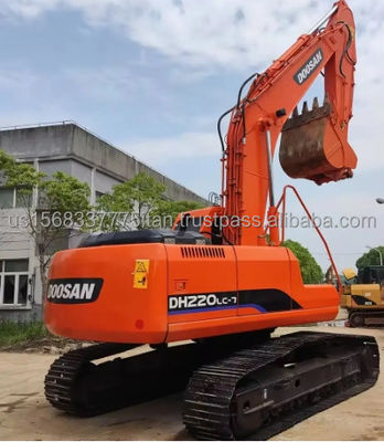 Η εκσκαφέας Doosan DH220-7 χρησιμοποιείται και είναι σε καλή κατάσταση με την αρχική υδραυλική βαλβίδα
