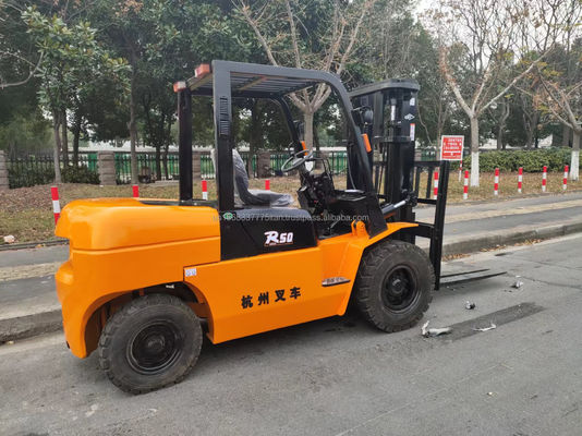 Χρησιμοποιούμενο φορτηγό TCM Hangzhou R50 Top Performance για τις εργασίες χειρισμού υλικών σας