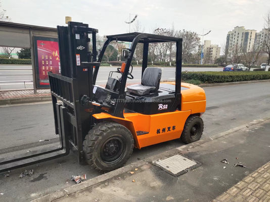 Χρησιμοποιούμενο φορτηγό TCM Hangzhou R50 Top Performance για τις εργασίες χειρισμού υλικών σας