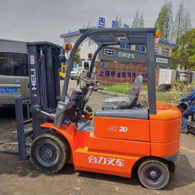 Δουλειές κατασκευής 3000kg 5000kg Φορτηγό με ανελκυστήρα 3000mm Diesel φορτηγό 2 εκπομπές