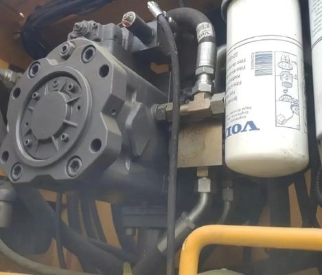 Χρησιμοποιούμενος εξορυκτής Volvo EC480DL 48 τόνων 2016 έτος Αρχική υδραυλική βαλβίδα