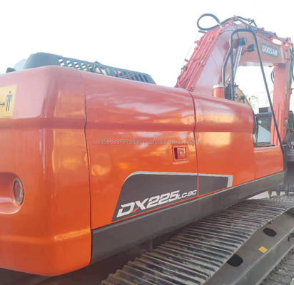 DOOSAN DH225 Εκσκαφέας με χαμηλό ωράριο εργασίας και καλή απόδοση