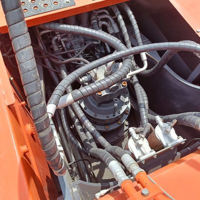 Χρησιμοποιούμενη εκσκαφέας Hitachi ZX350 Crawler με αρχική υδραυλική αντλία το 2016 σε προσιτή τιμή
