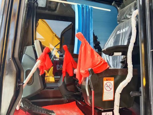 Δεύτερο χέρι SANY SY215C Εκσκαφέας 21,5ton βάρος μηχανής με κινητήρα SANY 2016 μοντέλο