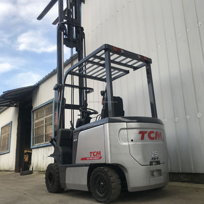 TCM 25 ανελκυστήρας 4.5m 2.5ton Μεγάλη απόδοση χρησιμοποιημένη μηχανή για τις απαιτήσεις των πελατών