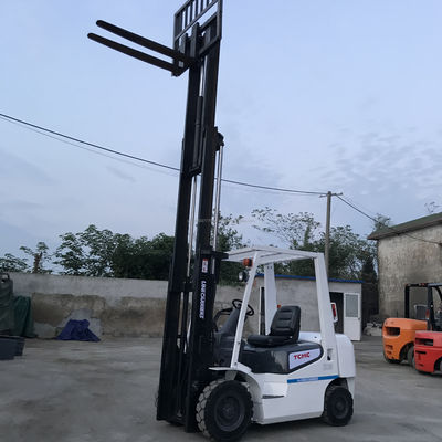 Ιαπωνία TCM Forklift Manufacture 2.5 τόνων μεταχειρισμένα φορτηγά με αρχική υδραυλική βαλβίδα