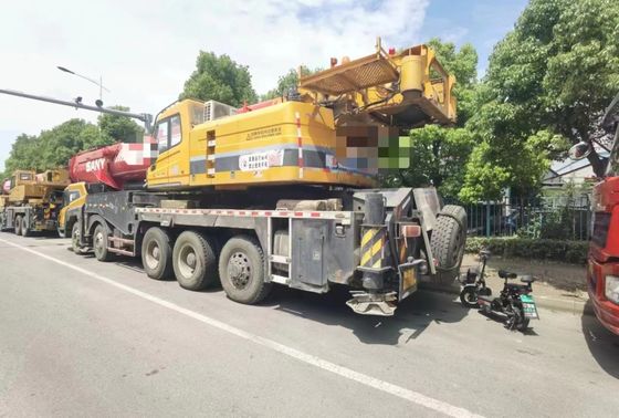 45000 kg Χρησιμοποιημένη μηχανή γερανού SANY 200 τόνων με 1000-1500 ώρες εργασίας
