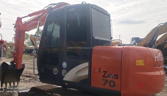 Η Hitachi ZX70 χρησιμοποιείται για εξορυκτικούς μηχανισμούς βάρος 7000 KG λειτουργικό βάρος 10ton