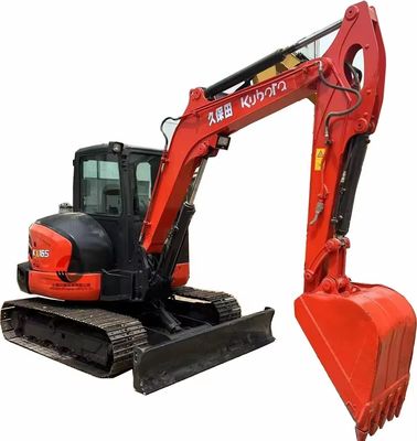 6Εκσκαφέας 5 τόνων KUBOTA KX165 με 0-2000 ώρες εργασίας και χωρητικότητα 0.2M3