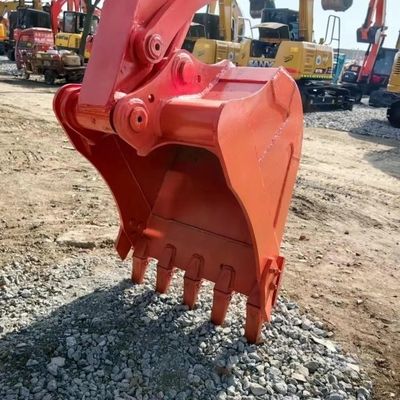 6Εκσκαφέας 5 τόνων KUBOTA KX165 με 0-2000 ώρες εργασίας και χωρητικότητα 0.2M3