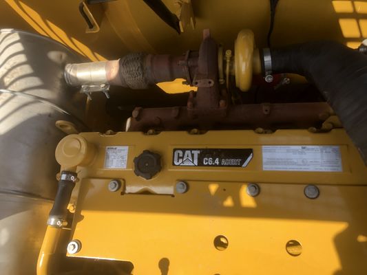 Χρησιμοποιούμενη εκσκαφέας CAT320 320D2 με χωρητικότητα κουβάς 1 M3 και 0-2000 ώρες εργασίας